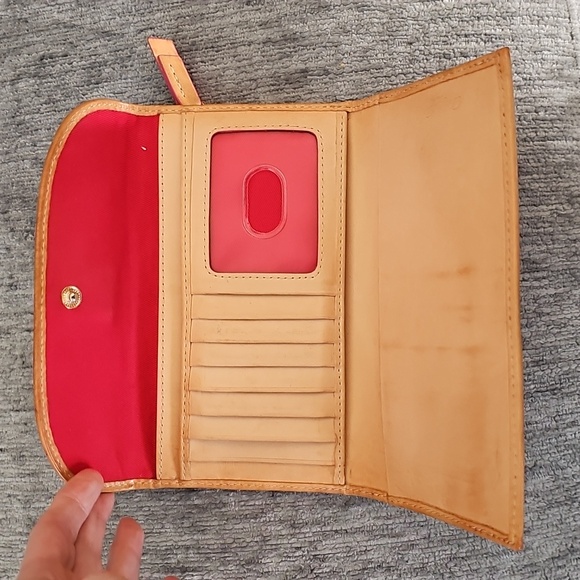 Dooney & Bourke Quadretto Checkered Wallet EUC - Picture 3 of 10